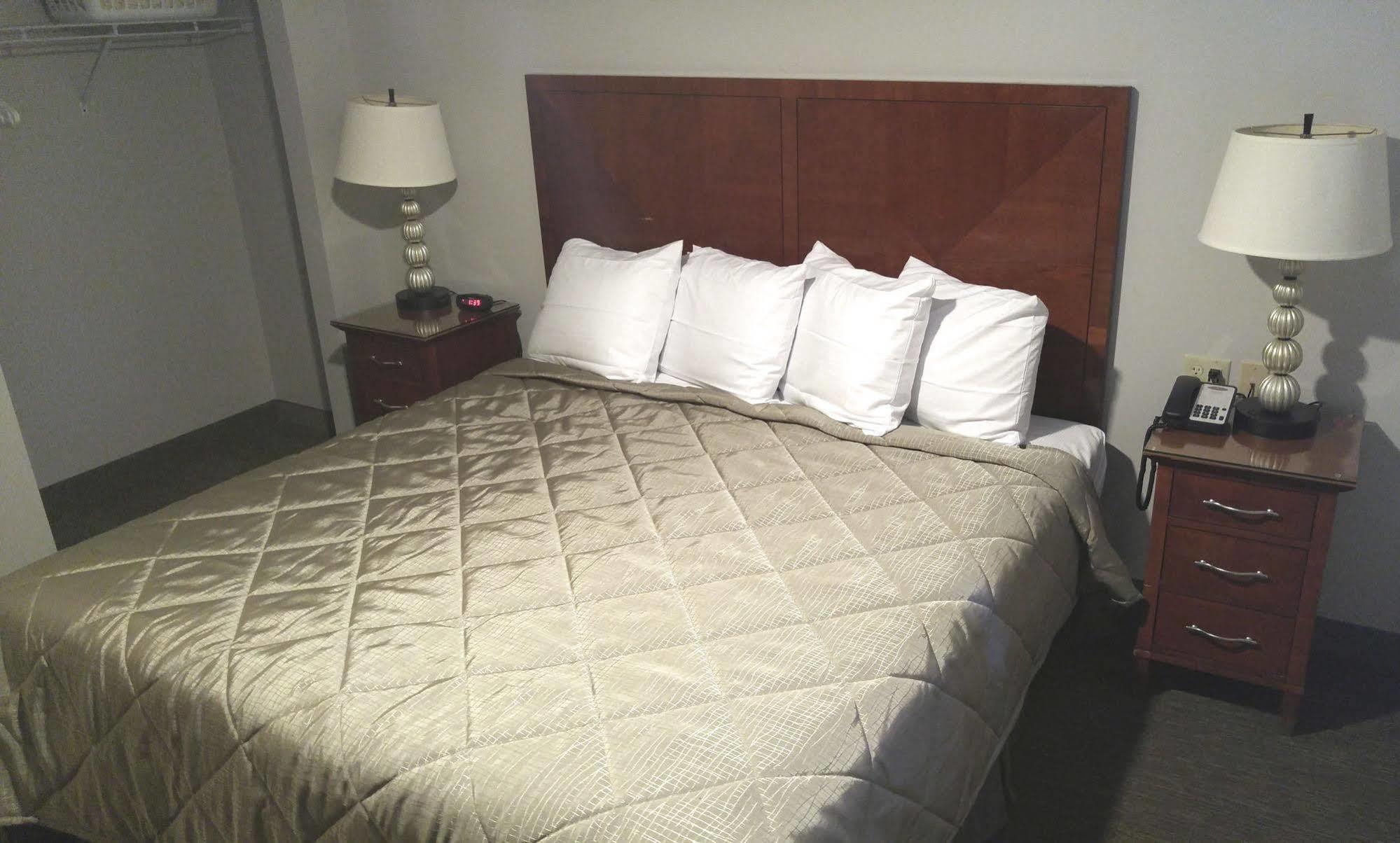 Affordable Suites Of America פורטייג' מראה חיצוני תמונה